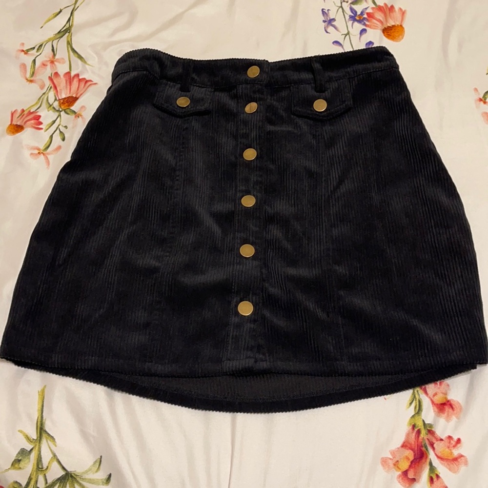 Boohoo black corduroy skirt